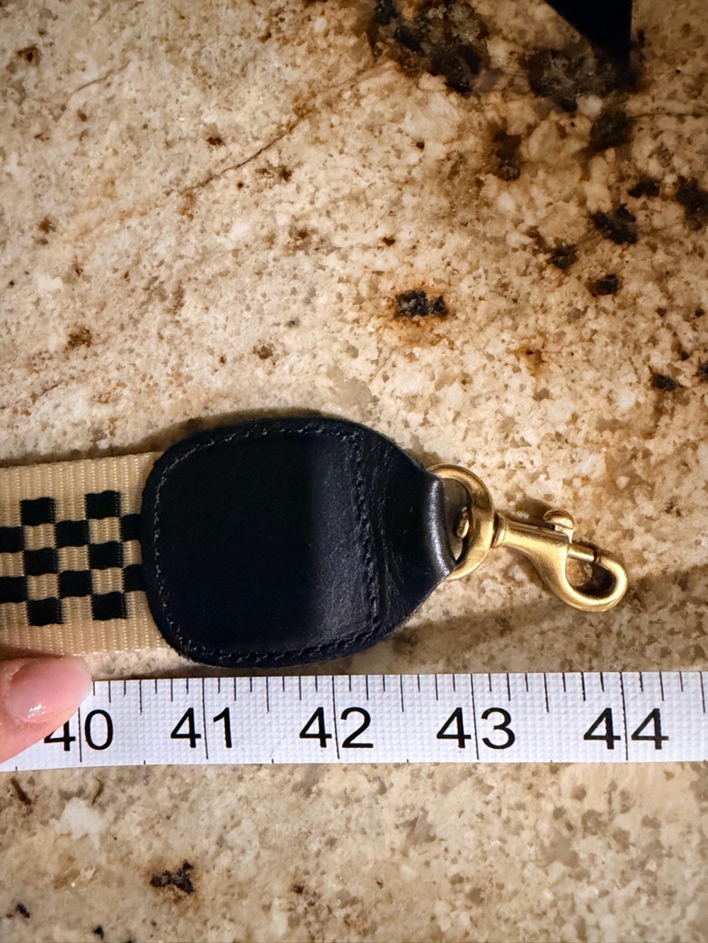 Clare V. Black and cream checkered crossbody strap - Picture 5 of 7